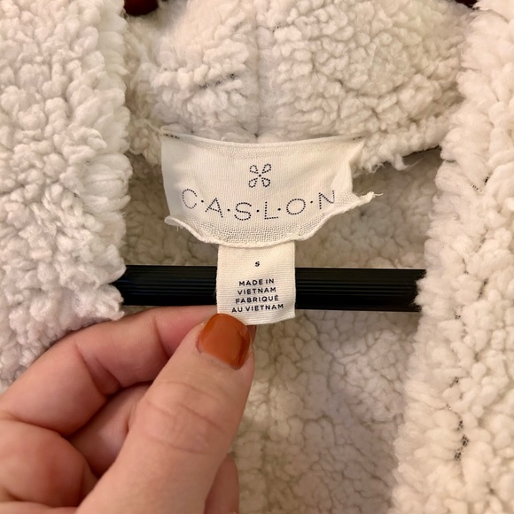 Olive Green Sherpa Lined Vest - Picture 3 of 3